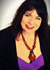 Amanda Waring Amanda Waring