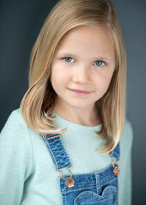 photo of Zoë Noelle Baker photo of Zoë Noelle Baker