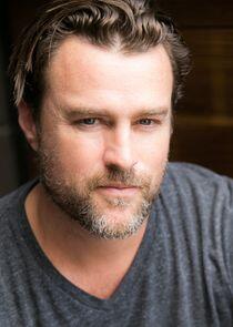 photo of Oliver Macready photo of Oliver Macready