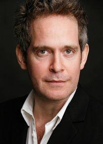 Tom Hollander Tom Hollander