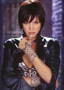 Helena Kyle / Huntress Helena Kyle / Huntress
