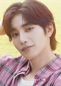 Lee Yun Suk