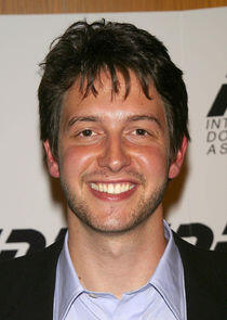 photo of Christof Putzel