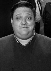 Роман Попов