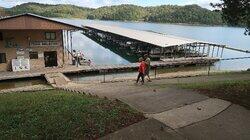 Lakehouse Luxury Lakehouse Luxury