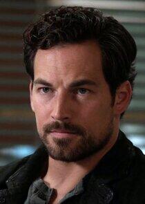 Detective Cole Ellis