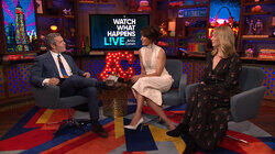 Lisa Kudrow, Jennifer Beals Lisa Kudrow, Jennifer Beals