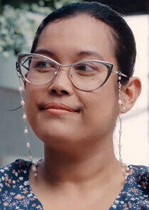 photo of Vivian Tipargorn Chaiprasit photo of Vivian Tipargorn Chaiprasit