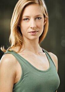 photo of Holly Renaut photo of Holly Renaut