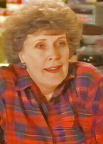 photo of Lee Grant photo of Lee Grant
