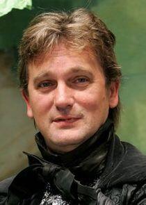 Simon Shepherd Simon Shepherd
