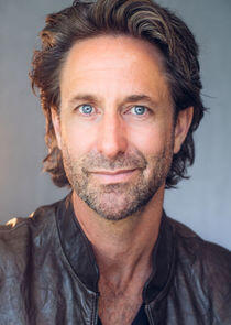 photo of Aaron Ward photo of Aaron Ward