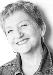 photo of Fiona Stewart photo of Fiona Stewart