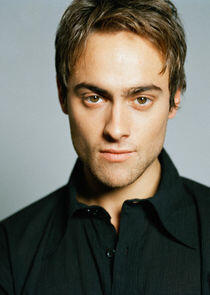 Stuart Townsend Stuart Townsend