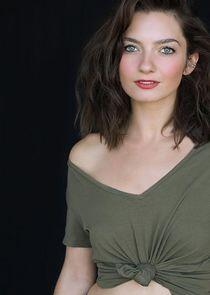 photo of Michelle Twarowska photo of Michelle Twarowska