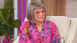 Mindy Cohn, Shea Suga Mindy Cohn, Shea Suga