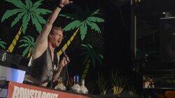 Jet-Ski Gangs, Bikers and Kyle Kinane Jet-Ski Gangs, Bikers and Kyle Kinane