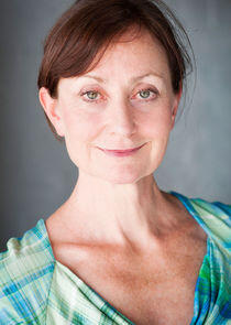 photo of Caroline Lee photo of Caroline Lee