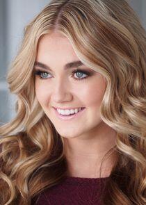 photo of Lindsay Arnold photo of Lindsay Arnold