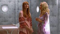 Maxine Swerves a Swerve