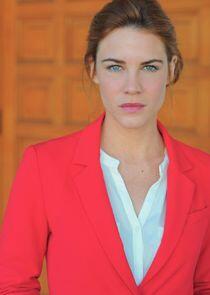 Courtney Hope Courtney Hope