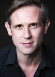 Ian Hallard Ian Hallard