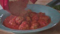 Greek Meatballs and Spaghetti With Feta Sauce Greek Meatballs and Spaghetti With Feta Sauce
