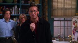 The One Where Chandler Doesn't Like Dogs The One Where Chandler Doesn't Like Dogs