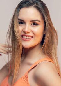 photo of Alara Turan photo of Alara Turan