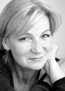photo of Caroline Guthrie photo of Caroline Guthrie