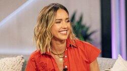 Jessica Alba, Rose Matafeo, Jamie Miller Jessica Alba, Rose Matafeo, Jamie Miller