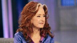 Adam Richman, Bonnie Raitt, Da'Vine Joy Randolph Adam Richman, Bonnie Raitt, Da'Vine Joy Randolph