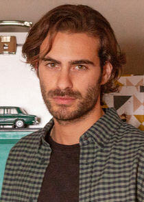 Adrián Adrián