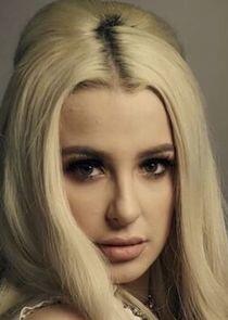 The Saloon Girl
