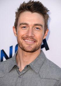 Robert Buckley Robert Buckley