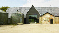 Essex: The Large Timber-framed Barn Essex: The Large Timber-framed Barn