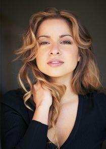 photo of Zara Michales photo of Zara Michales