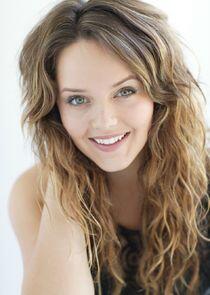 Rebecca Breeds Rebecca Breeds