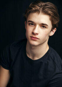 photo of Avery Esteves photo of Avery Esteves