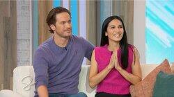 Oliver Hudson, Élodie Yung Oliver Hudson, Élodie Yung