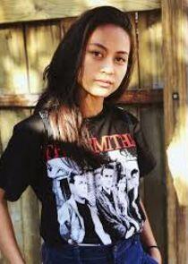 photo of Tris Ren photo of Tris Ren