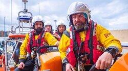 Hunt for Missing Kayakers Hunt for Missing Kayakers