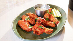 Charleston: Chicken Wings and Pizza Charleston: Chicken Wings and Pizza