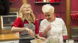 Celebrity: Hit Me With Your Best Dish Celebrity: Hit Me With Your Best Dish