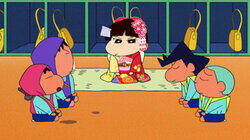 Coming to Kindergarten in a Kimono / Selecting a Memorable Gift to Receive Coming to Kindergarten in a Kimono / Selecting a Memorable Gift to Receive