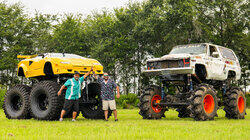 Two Lifted Lambo Mud Truck! Two Lifted Lambo Mud Truck!